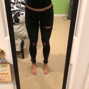 American Eagle black ripped skinny jeans